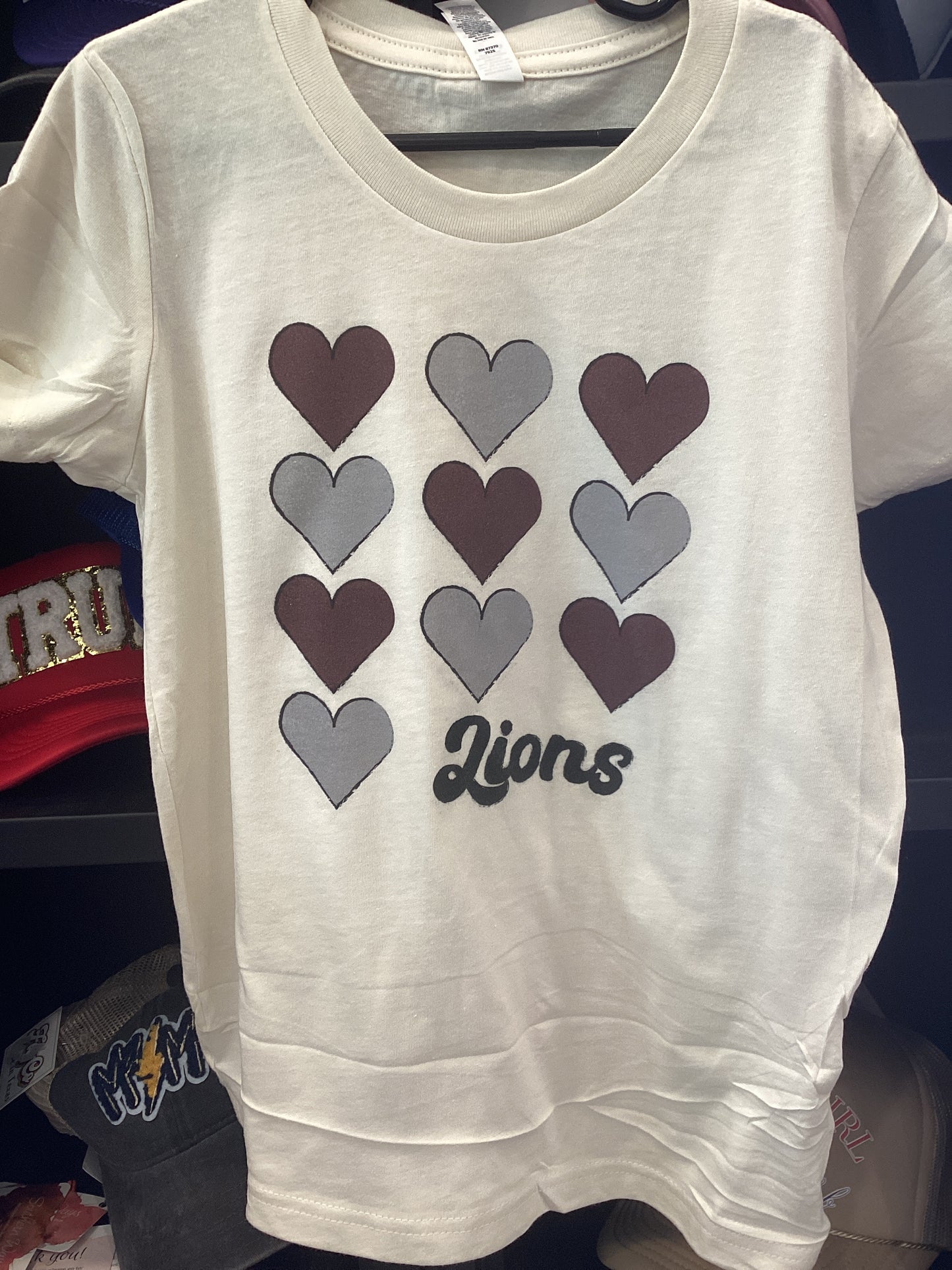 Youth lions heart tee